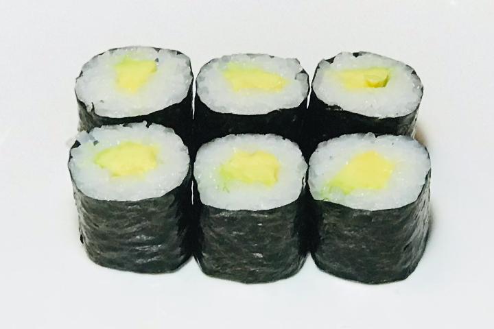 Eggs - Le Basilic