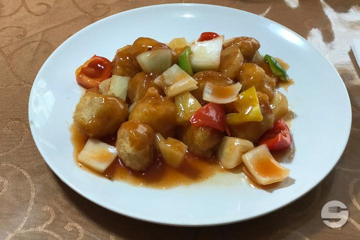 Chicken with sweet and sour sauce - Le Basilic