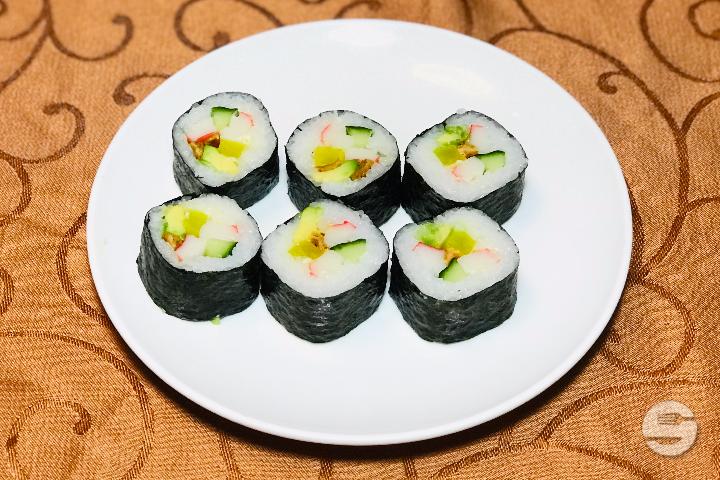 Crab, radish, cucumber, avocado and mayonnaise - Le Basilic