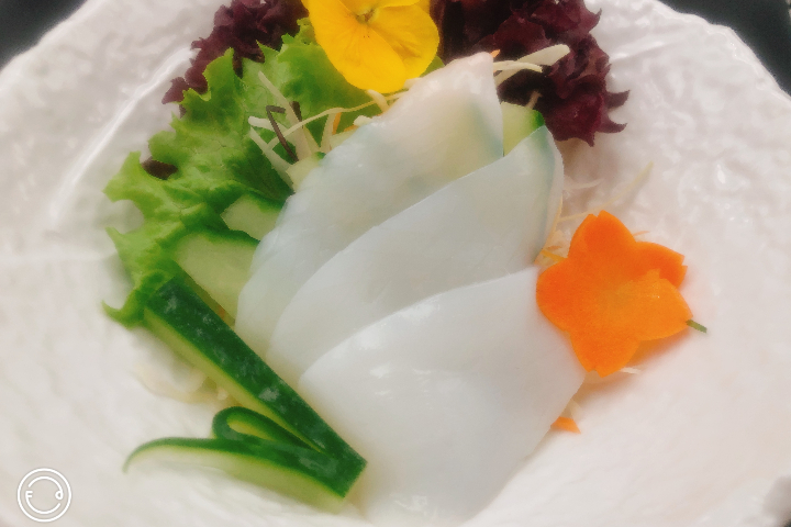 S5. Sashimi Calamar - Le Basilic
