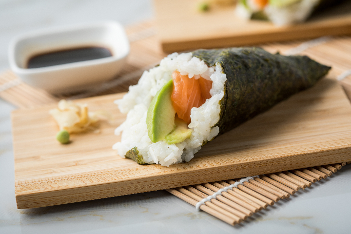 T1. Saumon Avocat - Le Basilic