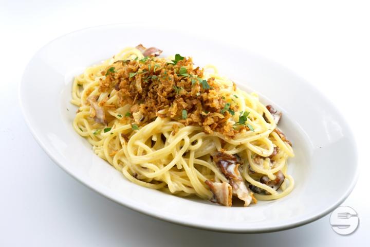 Spaghetti alla carbonara - Spiga Ristorante