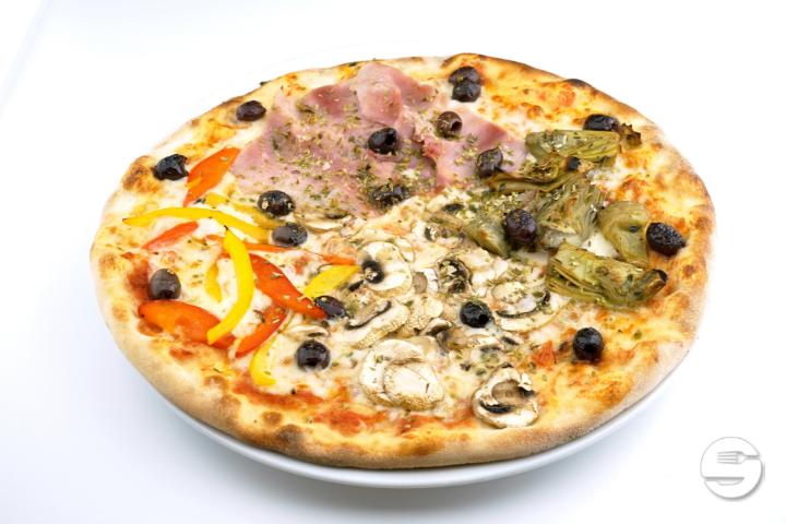 Pizza Quattro stagioni - Spiga Ristorante