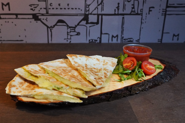 Quesadilla 1/2 - Boilerroom