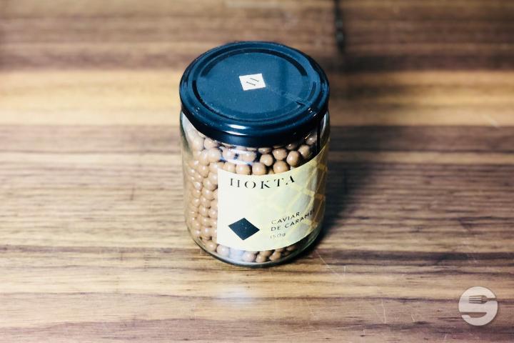 Caramel chocolate caviar - H O K T A