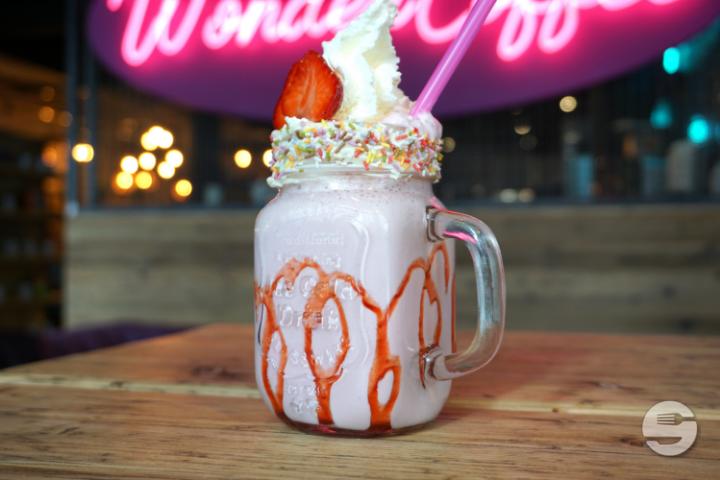 Erdbeer Shake - WonderWaffel