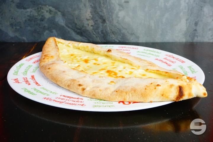 Pide mit Käse - Zizo