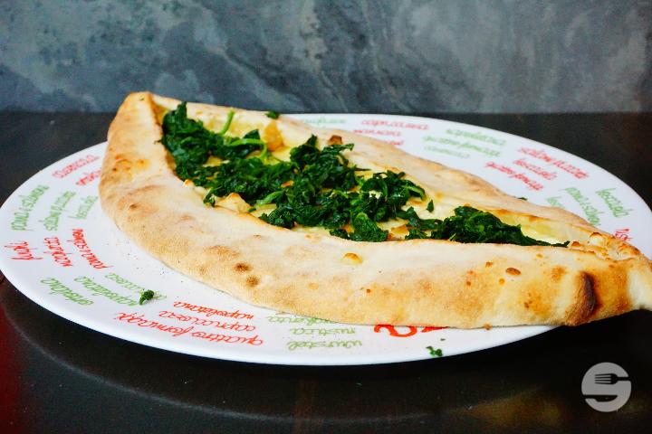 Pide mit Spinat - Zizo