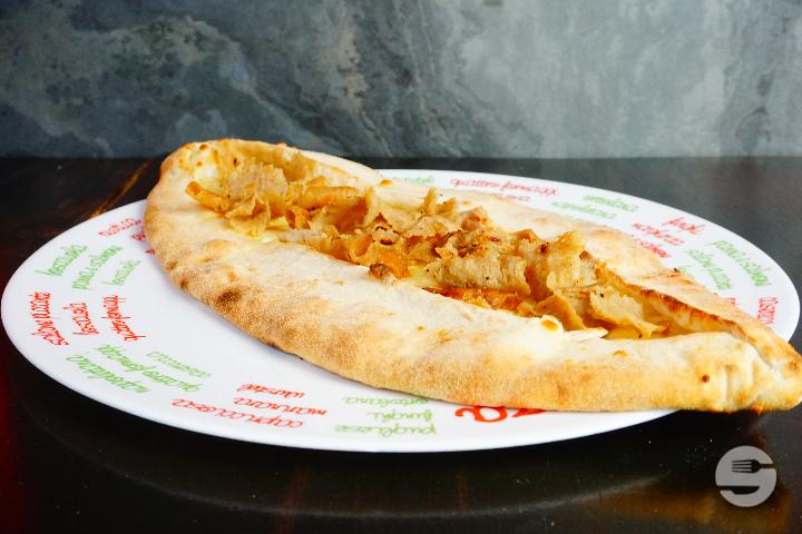 Pide mit Kebab - Zizo