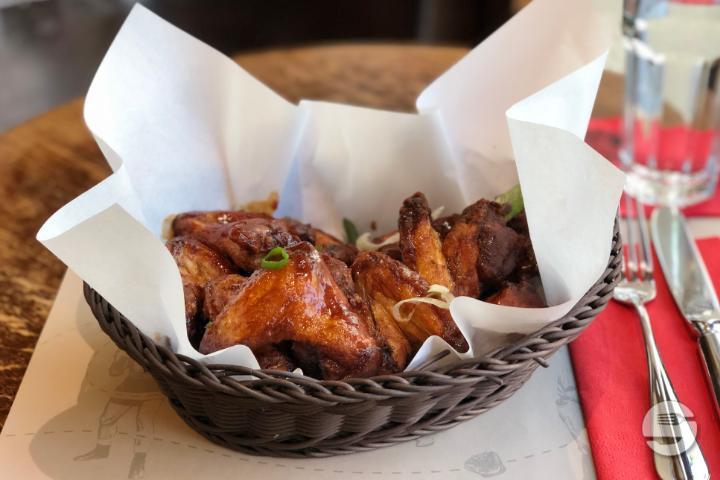 Chicken Wings (12 pieces) - Restaurant Cheyenne
