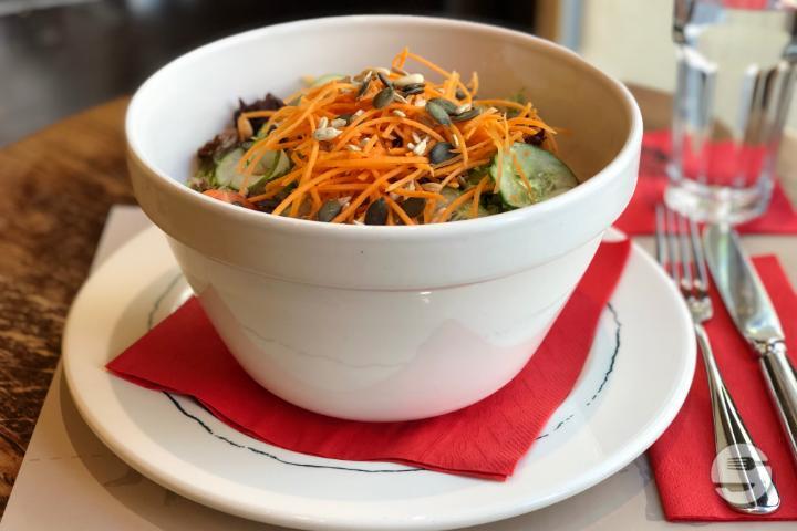 Farmer Bowl-Salad (gross) - Restaurant Cheyenne