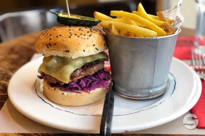 Jalapeño Burger - Restaurant Cheyenne