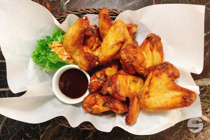 Chicken Wings - Restaurant Cheyenne