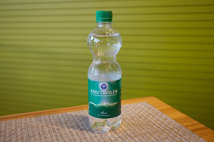 Mineralwasser ohne Kohlensäure - Nooba