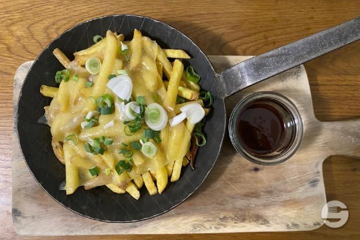 Poutine Pommes - Restaurant IROQUOIS