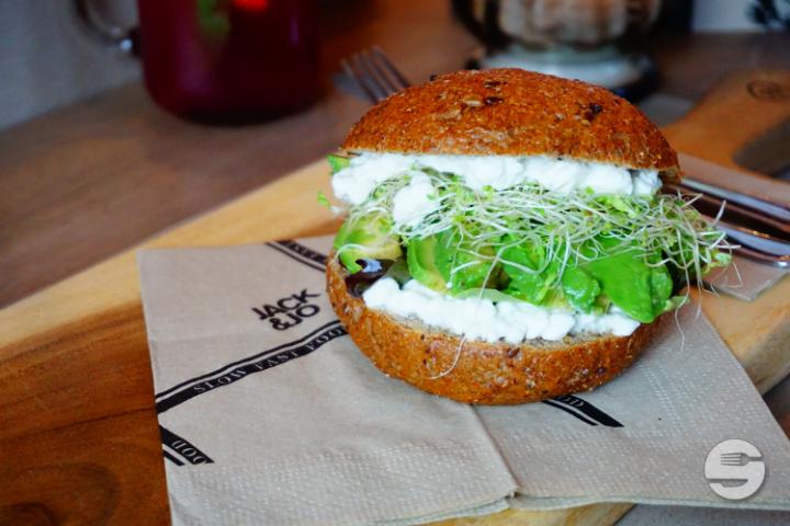 Avocado-Hüttenkäse - JACK&JO