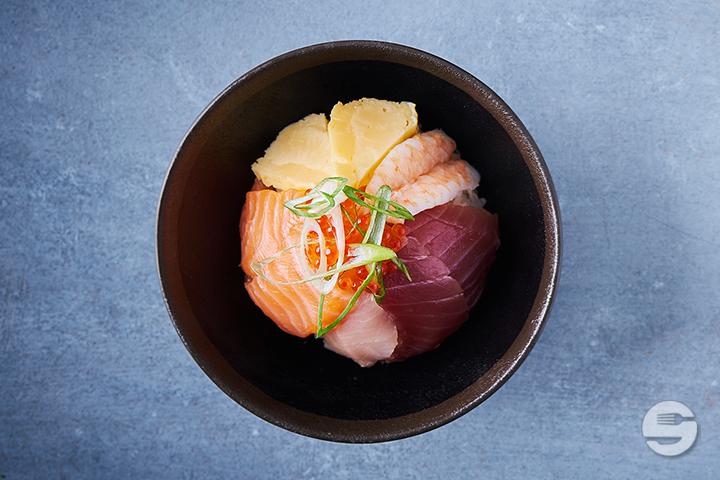 Mixed Chirachi - Yooji's Josefstrasse