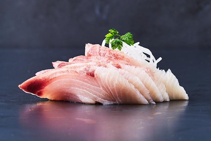 Kingfish Sashimi - Yooji's Josefstrasse