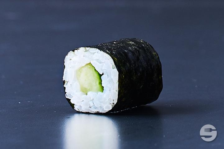 Cucumber Maki (8 Stk.) - Yooji's Josefstrasse