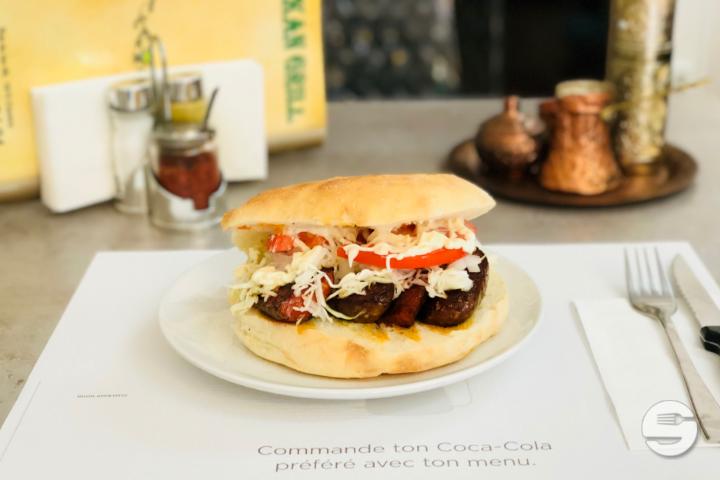 Sandwich Sudzuk - Balkan Grill