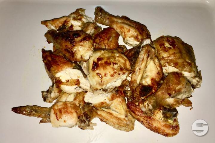 Grilled Chicken Cut up in Pieces - Poulet Minute