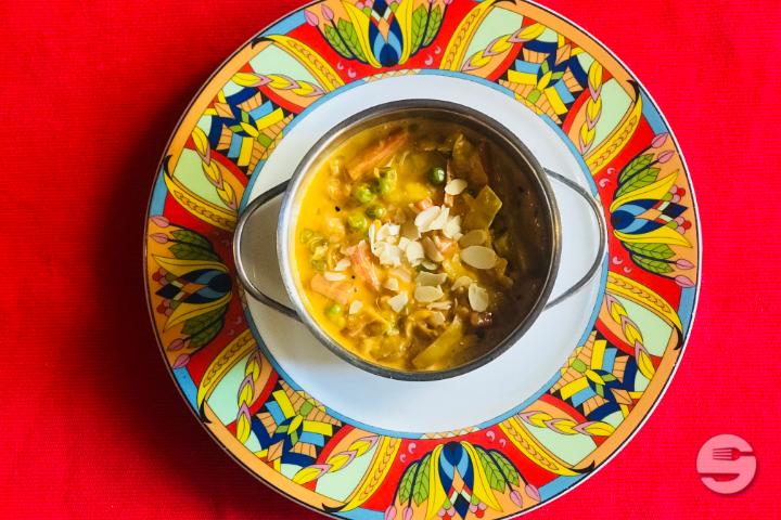 Vegetable Korma - Indian Plaza
