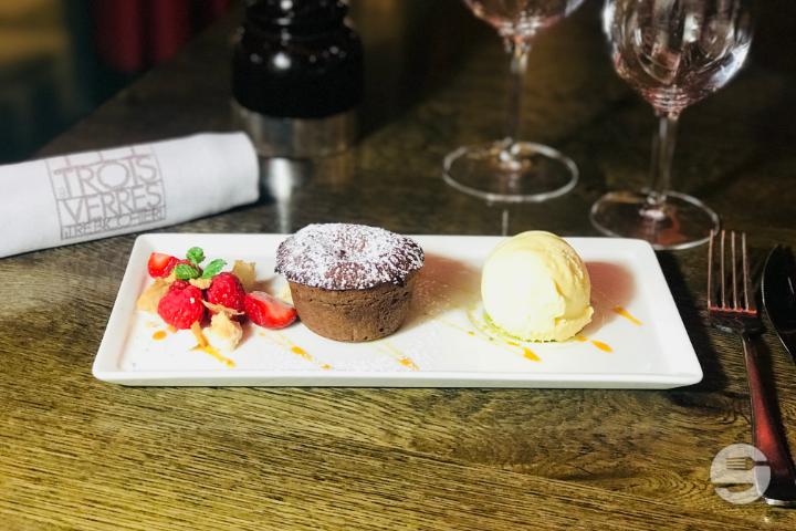 Chocolate cake and vanilla ice cream - Œnothèque - Les Trois Verres