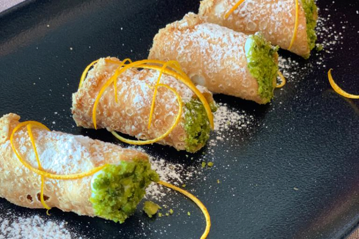 Mini cannoli ricotta 4 pieces - OEnothèque - Les Trois Verres