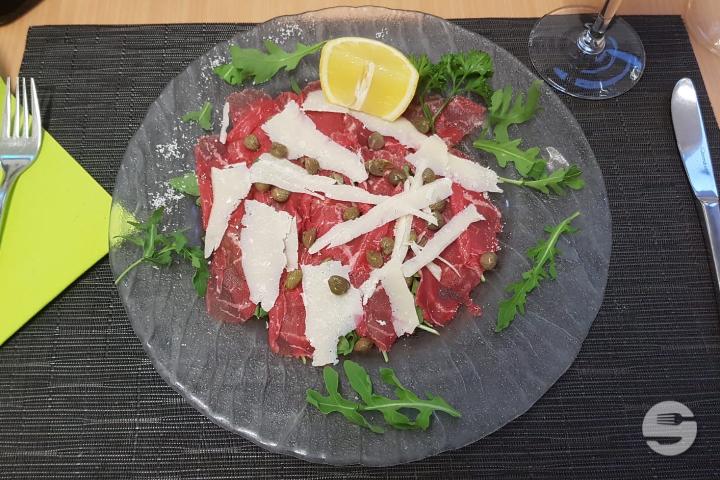 CARPACCIO ALLA PARMIGIANA CON CROSTINI - Testarossa