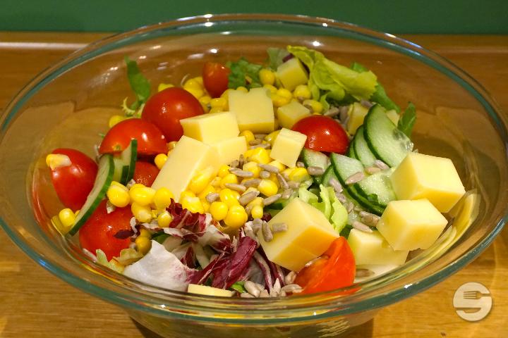 Farmer Salad - Max Salads & Burger