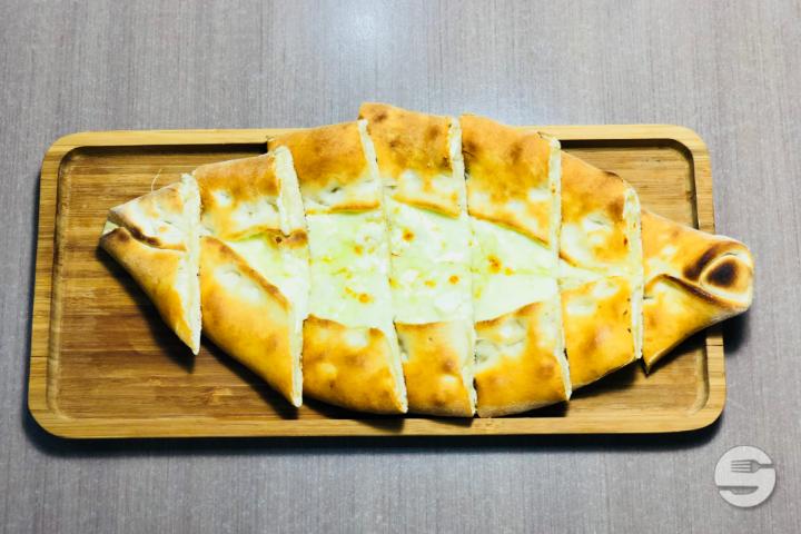 Pide au fromage - Minute Kebab