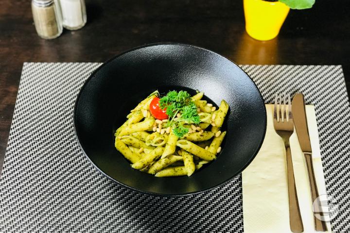 Pesto Penne - Le Metropole