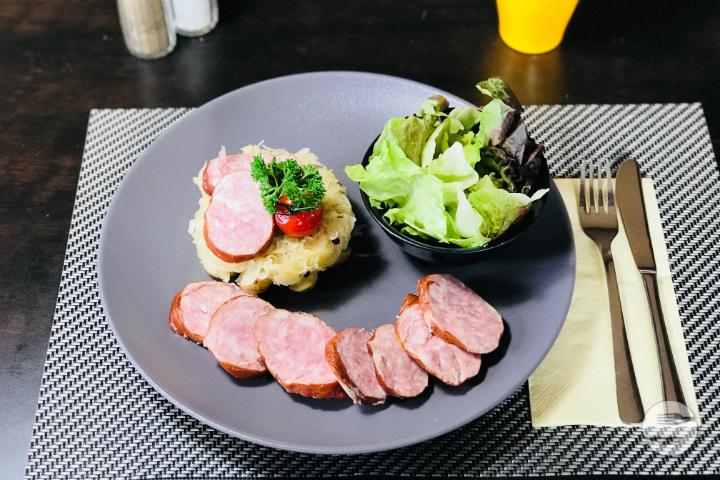 Sausage Vaudois - Le Metropole