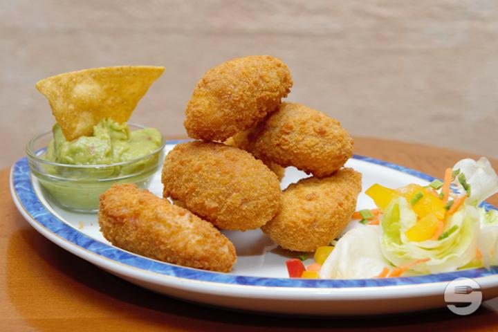 Chilli poppers (6 stück) Chilli cheese bites - Salsa Grill Mexican BBQ & Steaks