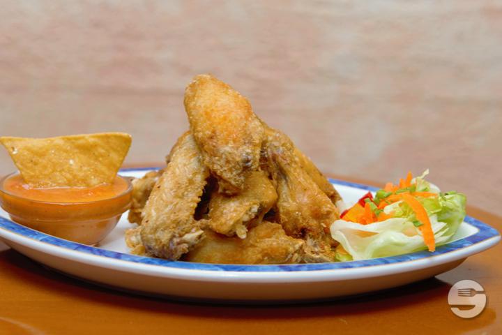 Amistoso pollo chicken wings (15 Stück) - Salsa Grill Mexican BBQ & Steaks