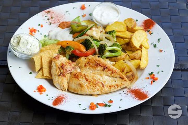 Carnoso pollo - Salsa Grill Mexican BBQ & Steaks
