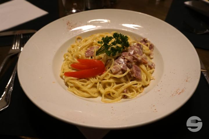 Spaghetti alla Carbonara - Ristorane Toscana