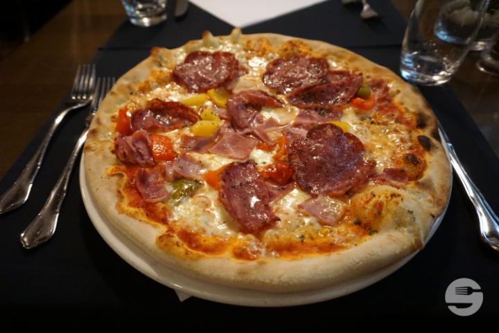 Pizza Milanese - Ristorane Toscana