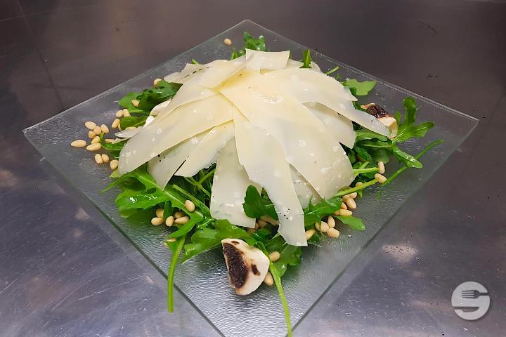 Pireneos salad - Bodega 21