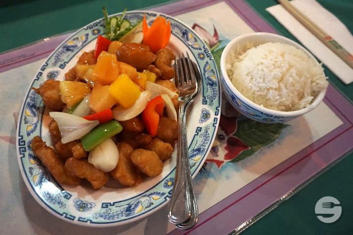 32/5000 Sweet and sour with a side dish of your choice - Hong Kong Dragon