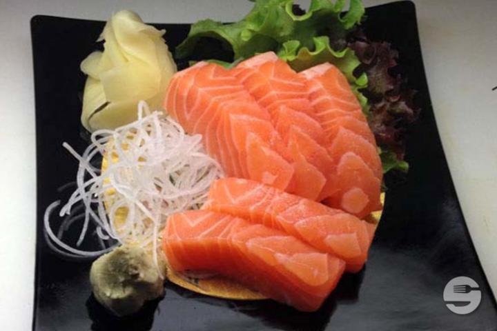 Salmon Sashimi - Aki Sushi