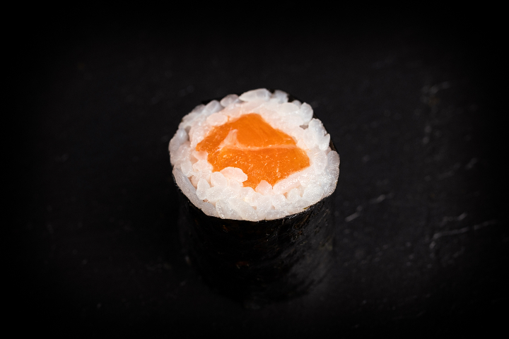 Sake Hosomaki - Aki Sushi