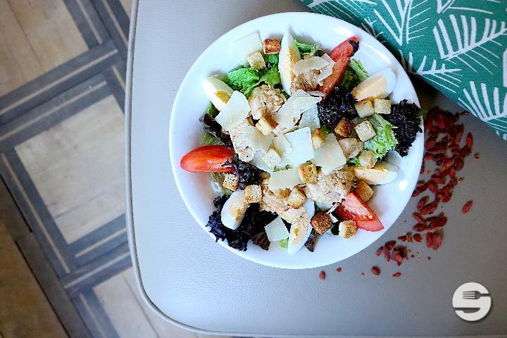 Caesar Chicken (warm) - Dean & David