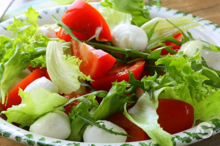 Tomatoes & Mozzarella - Pro Pizza