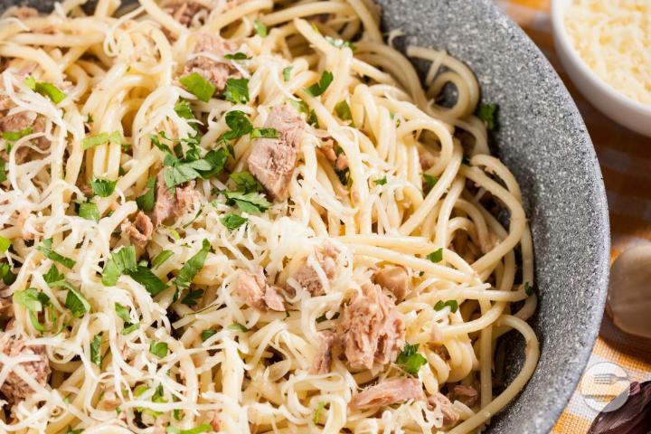Spaghetti Tonno - Pro Pizza