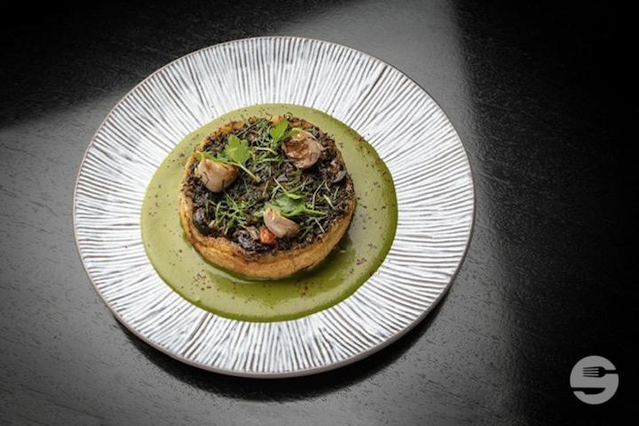 Tarte tatin d'Escargots - Le Patio Boeuf & Homard