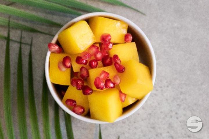 Mango & Pomegranate Salad - Pouly - Haldimand