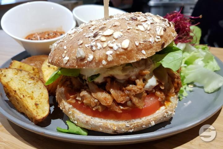 Pulled Mushroom Burger - MU-Food