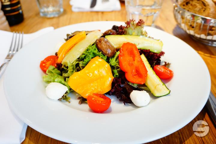 Insalata Mediterranea - Pizzeria Ristorante Molino