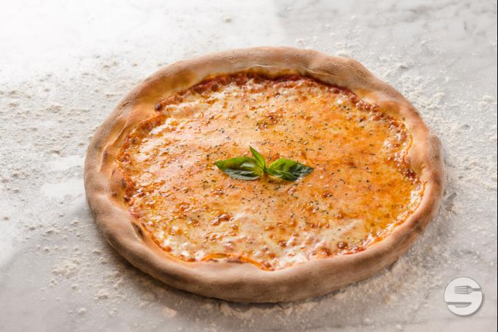 Pizza Margherita - Pizzeria Ristorante Molino
